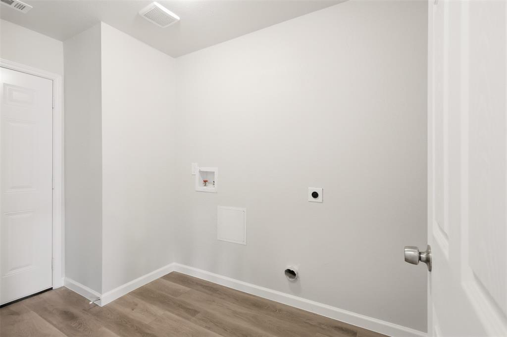 7301 Moon Ridge Court Property Photo 27