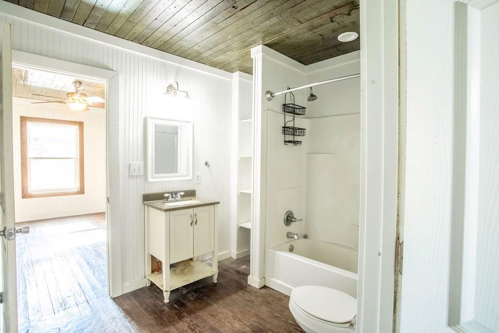 425 Gregg Street Property Photo 10