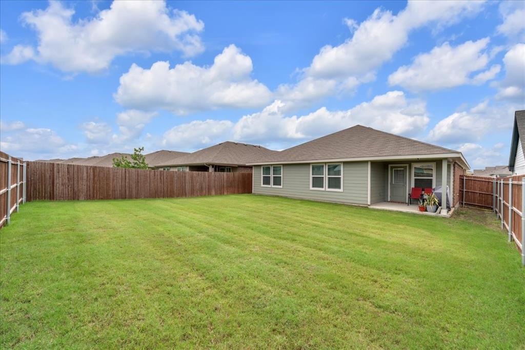 732 Trinity Park Trail Property Photo 7