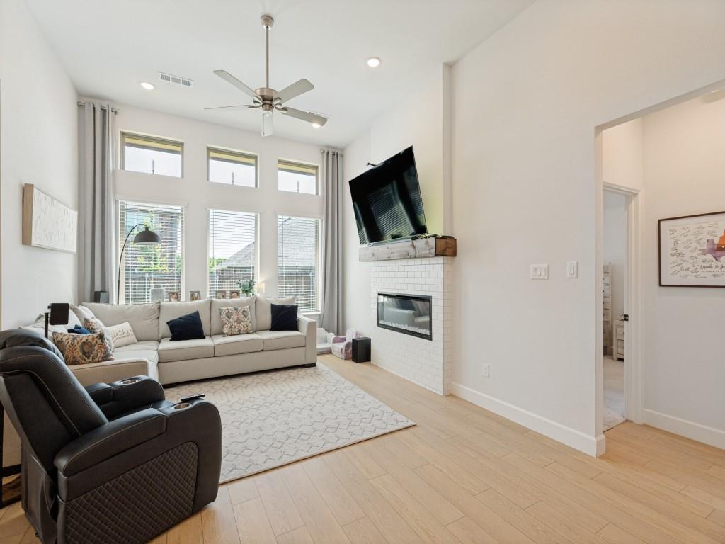 1120 Century Tree Lane Property Photo 9