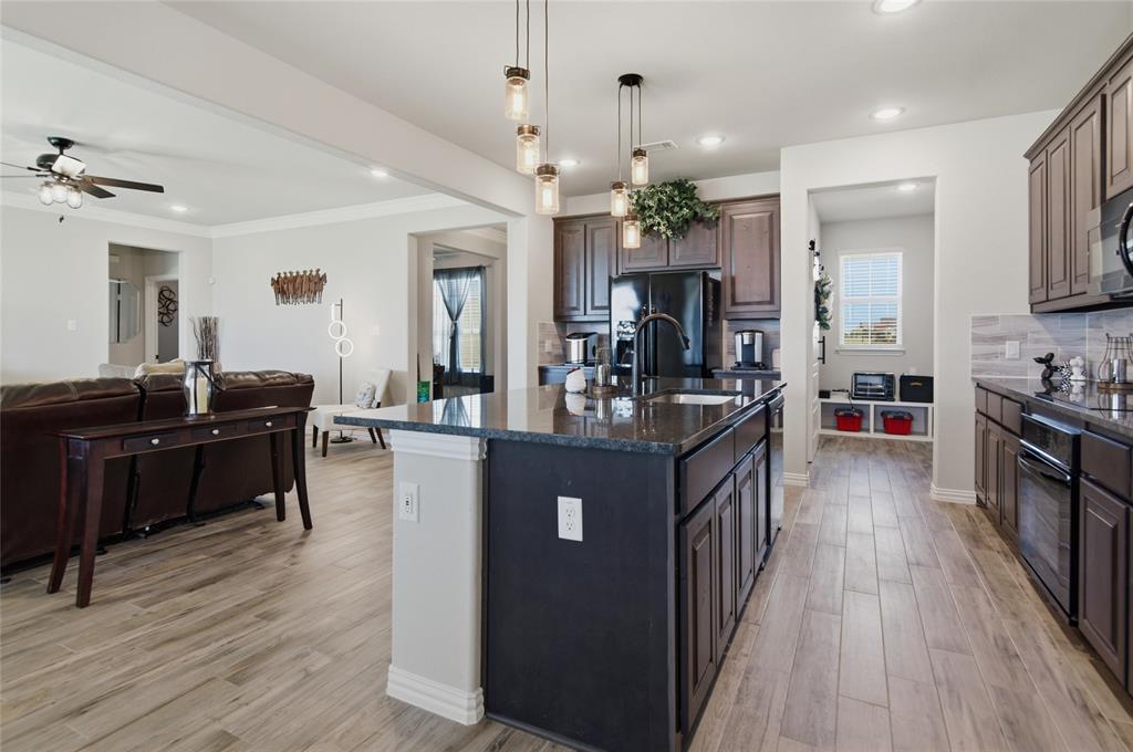 6343 Rustic Edge Street Property Photo 16