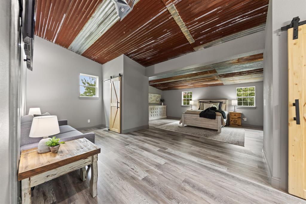 10160 Lynn Lane Property Photo 13