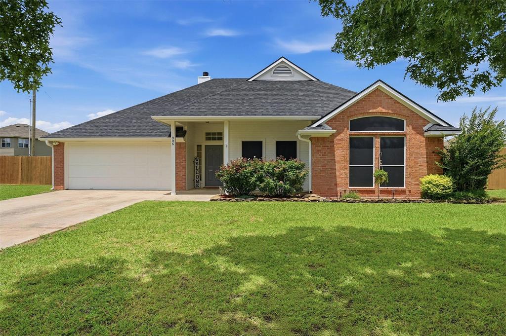 806 Birch Circle Property Photo 1