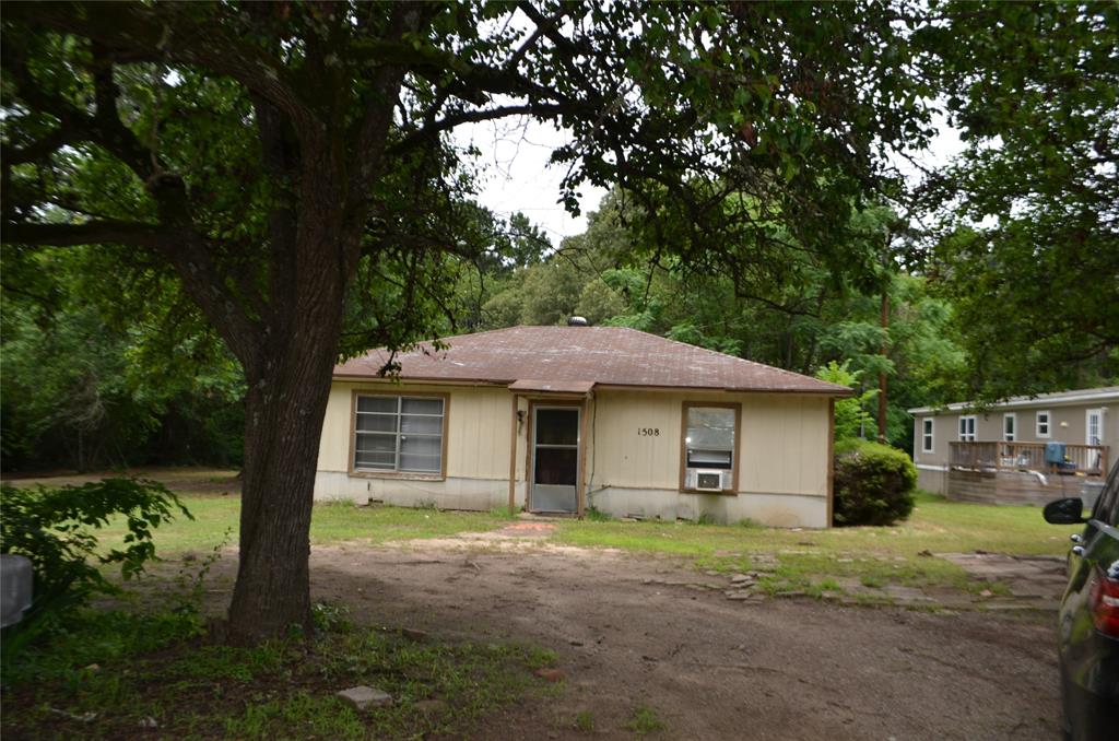 1508 Hwy 135 Property Photo 1