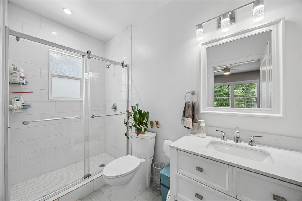 1008 S Oak Cliff Boulevard Property Photo 15