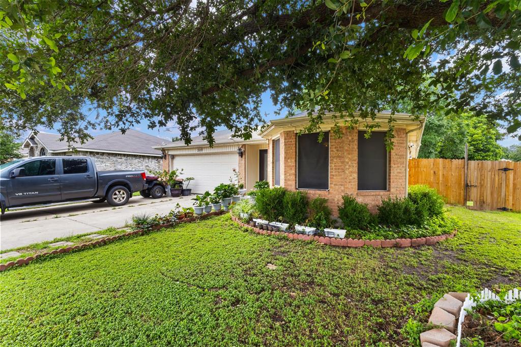 300 Comiskey Court Property Photo 3