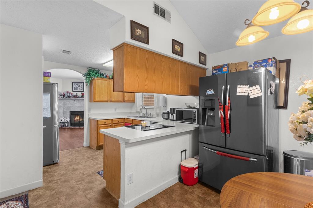 300 Comiskey Court Property Photo 12