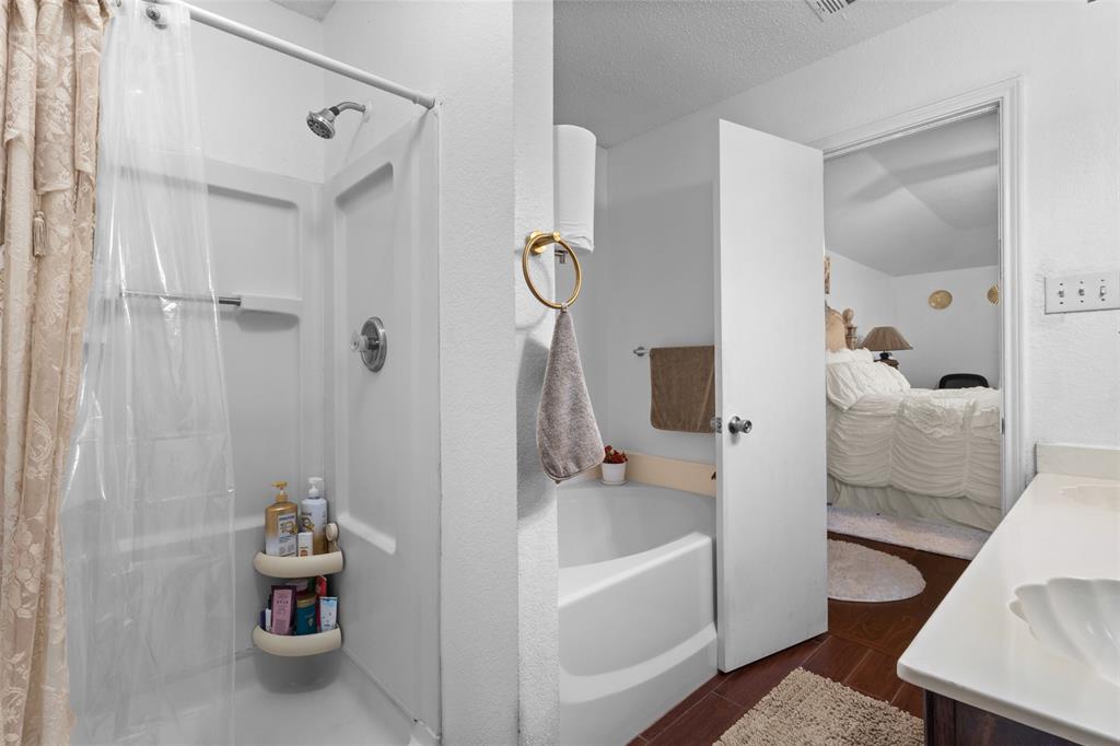 300 Comiskey Court Property Photo 18