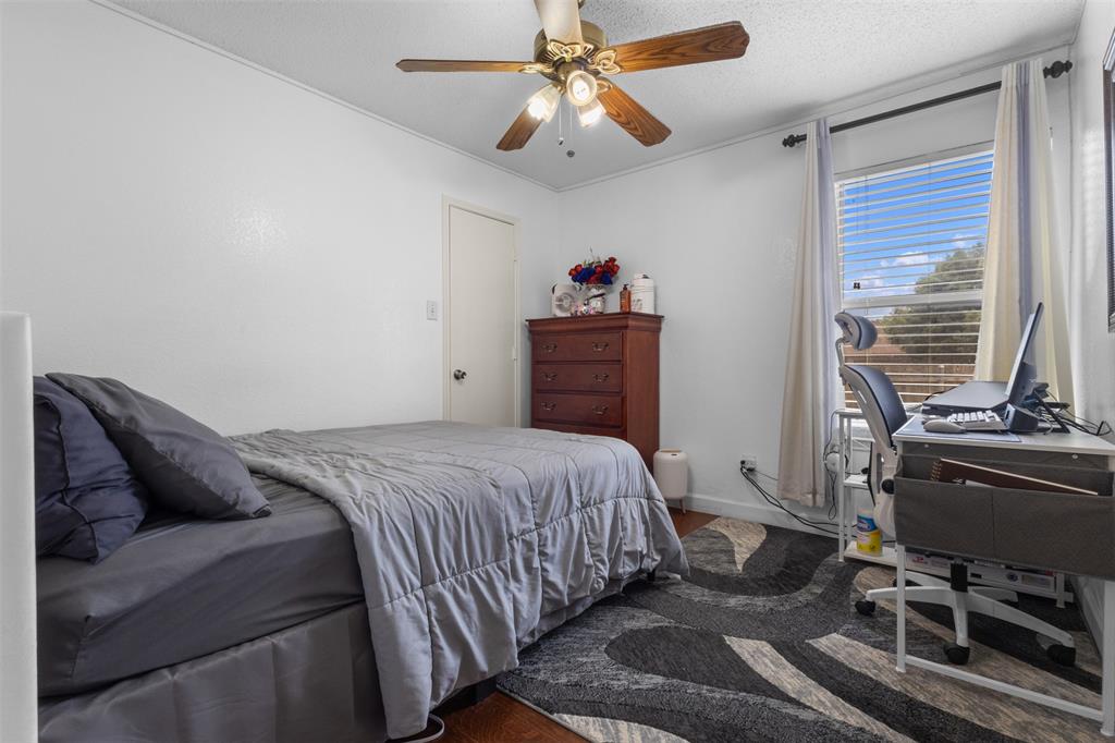 300 Comiskey Court Property Photo 19