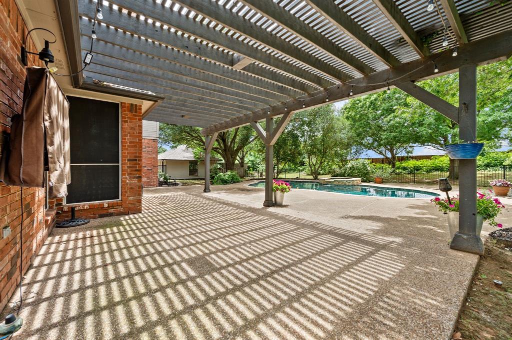 5851 Windridge Lane Property Photo 30