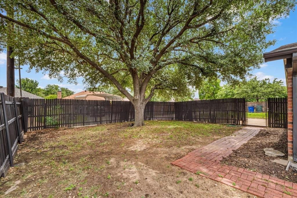3120 Mayfair Drive Property Photo 35