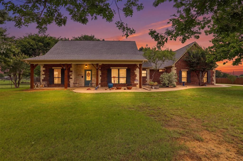 2421 Pecan Springs Road Property Photo 2
