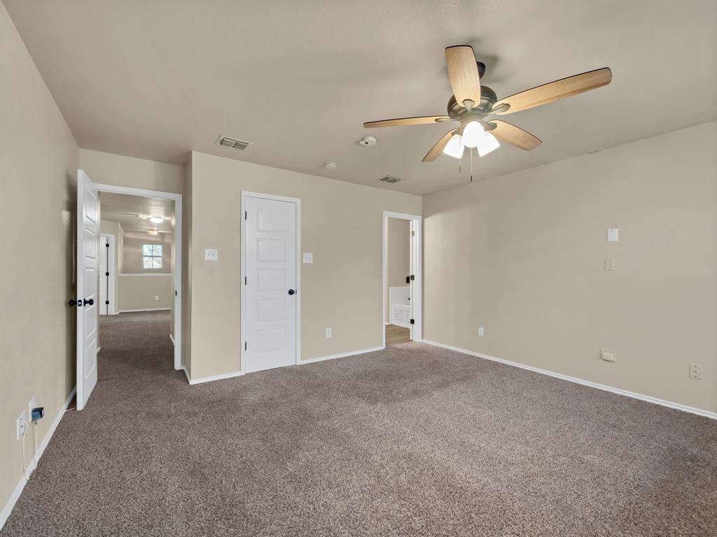 2917 Mayfair Lane Property Photo 17