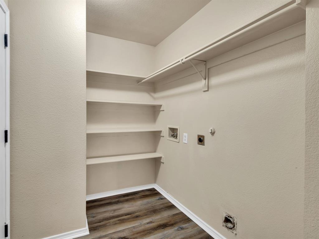 2917 Mayfair Lane Property Photo 25