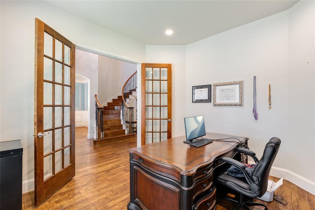 2035 Burnside Drive Property Photo 15