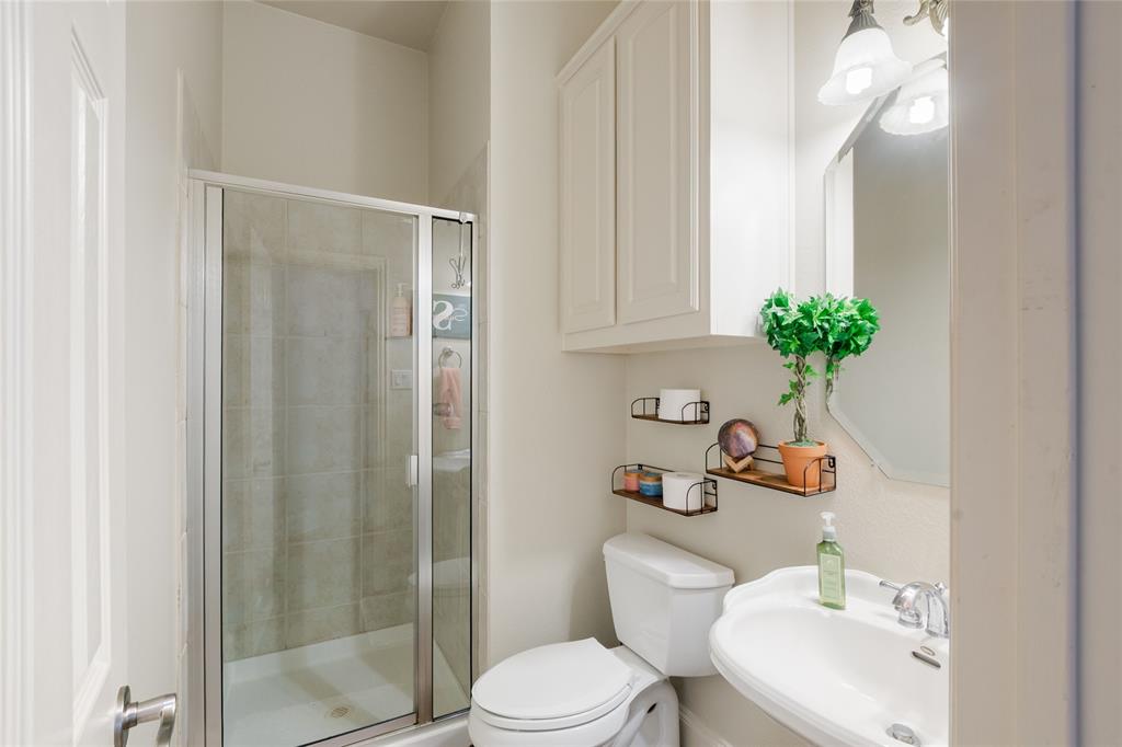 2035 Burnside Drive Property Photo 16