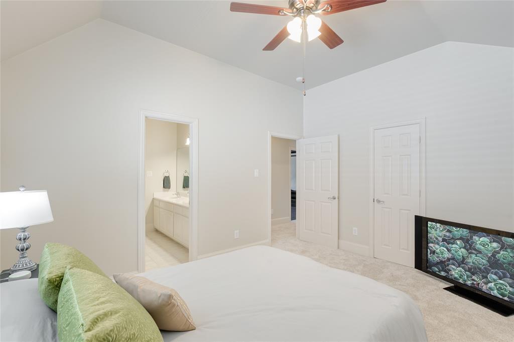 2035 Burnside Drive Property Photo 32