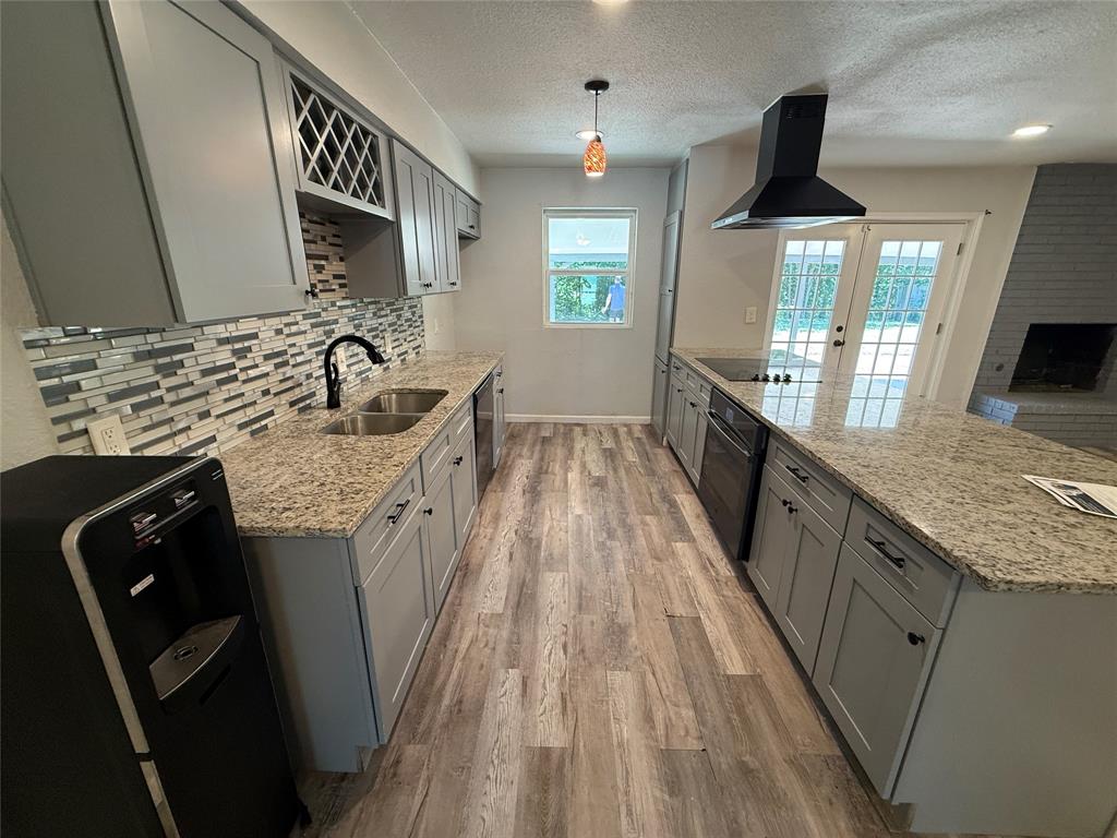 5305 Westhaven Drive Property Photo 4