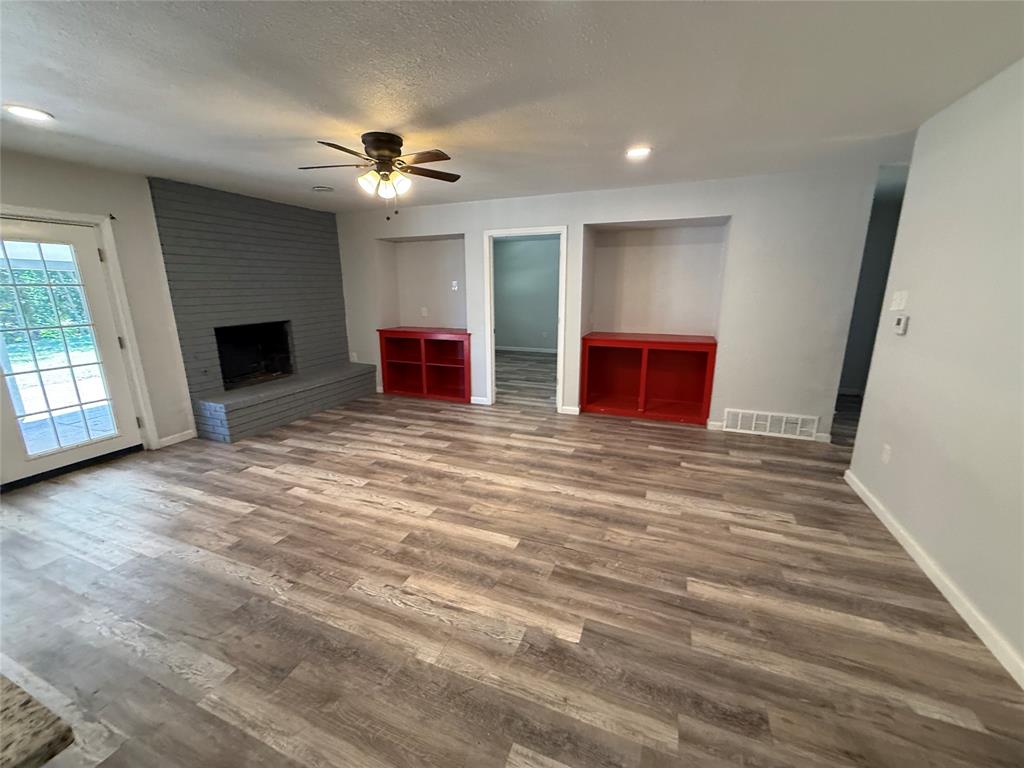 5305 Westhaven Drive Property Photo 7