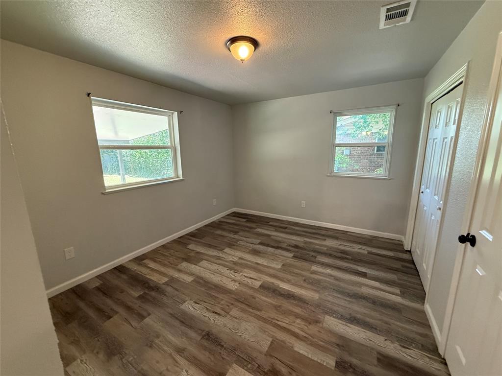5305 Westhaven Drive Property Photo 8