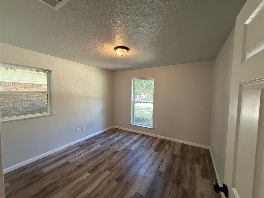 5305 Westhaven Drive Property Photo 11