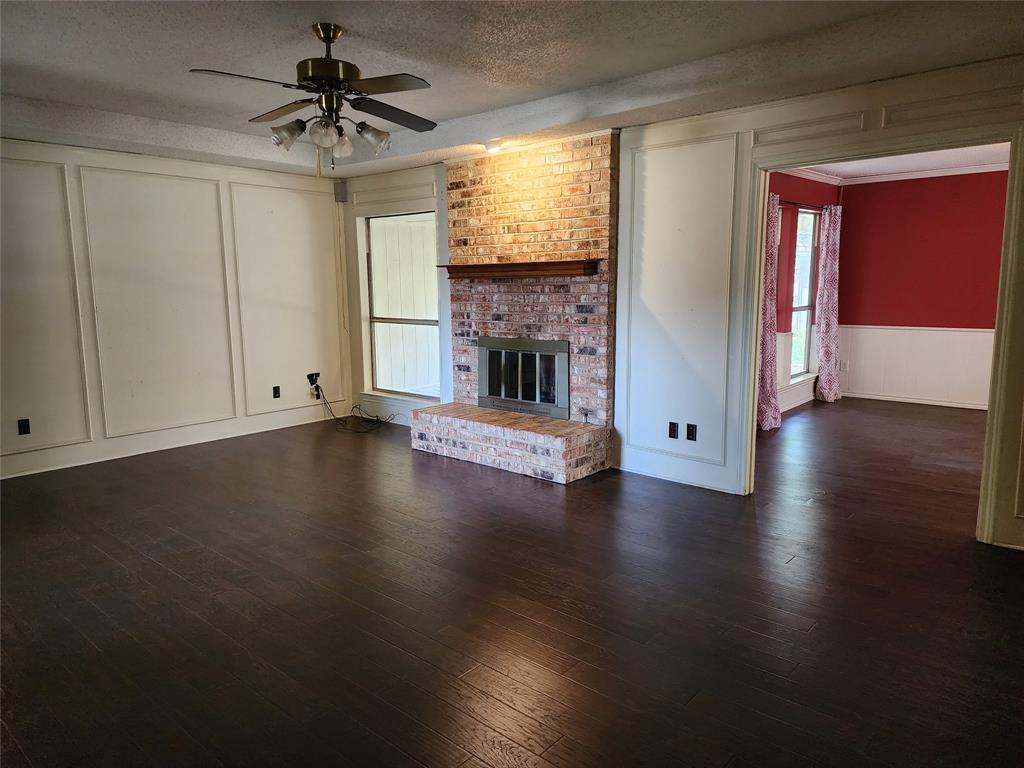 1201 Dandelion Drive Property Photo 4