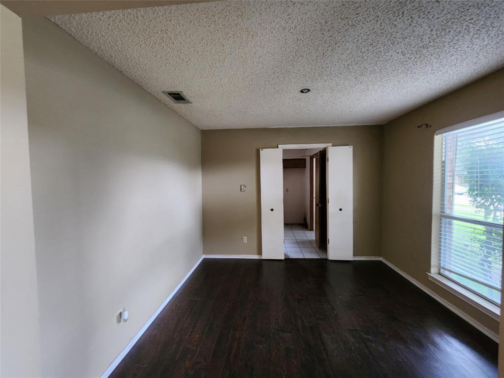 1201 Dandelion Drive Property Photo 5
