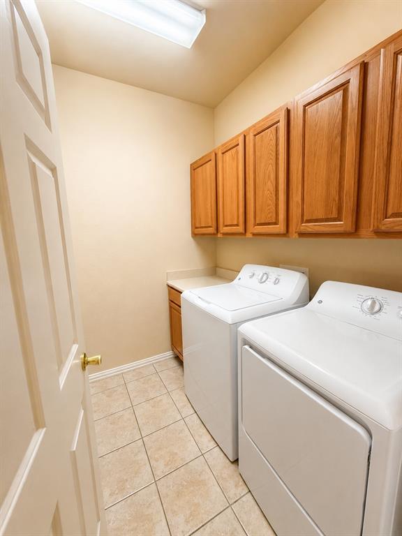 9929 Dryden Lane Property Photo 17