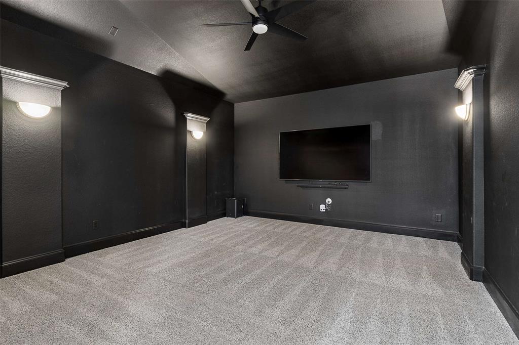 3500 Newport Drive Property Photo 15