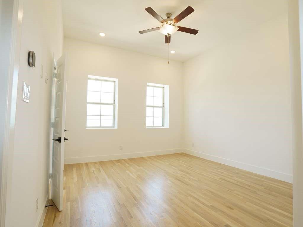 9311 Easy Street Property Photo 15