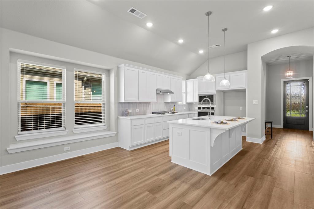 1916 Pelham Drive Property Photo 11