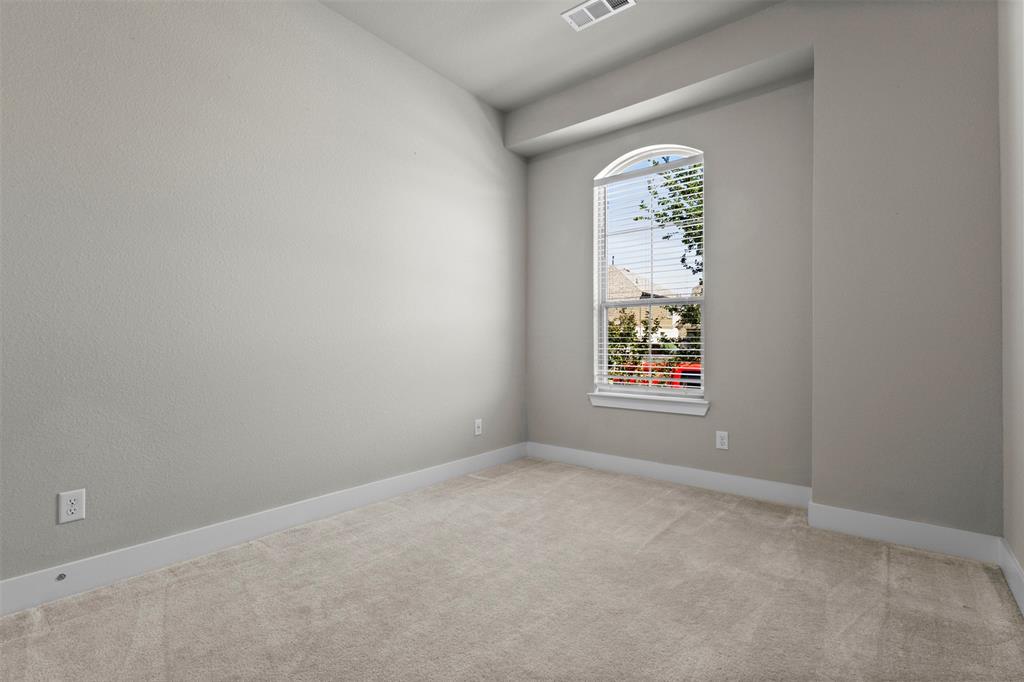 1916 Pelham Drive Property Photo 23