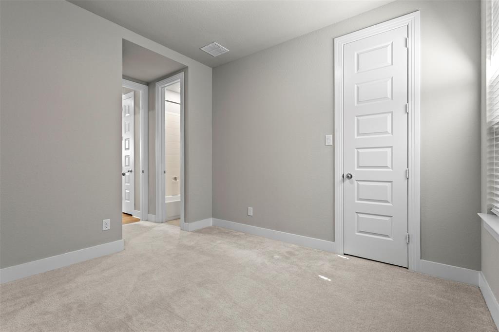 1916 Pelham Drive Property Photo 27