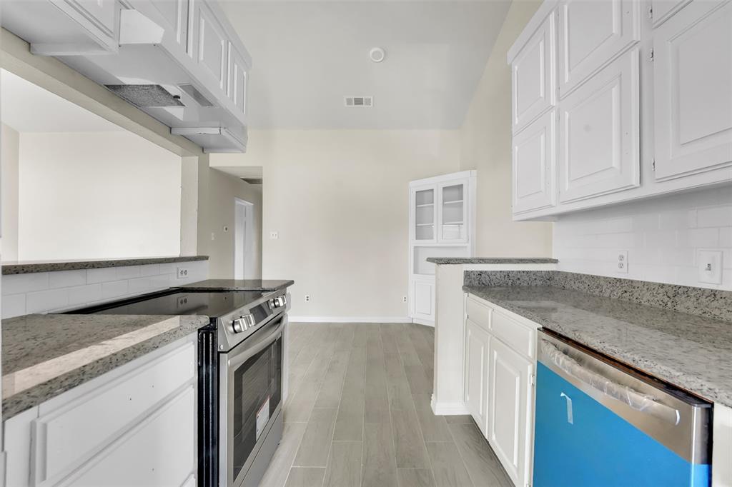 405 S Las Vegas Trail Property Photo 7