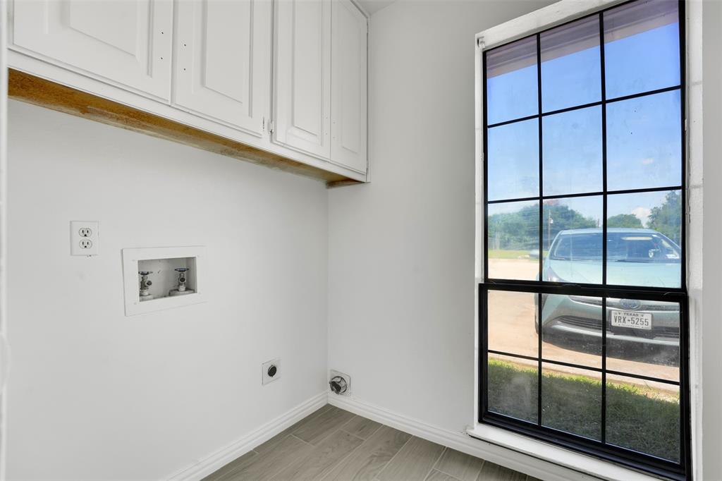 405 S Las Vegas Trail Property Photo 15