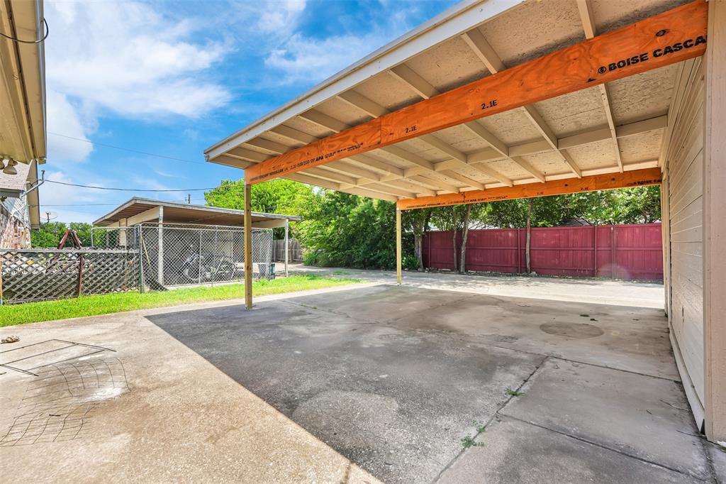 405 S Las Vegas Trail Property Photo 16