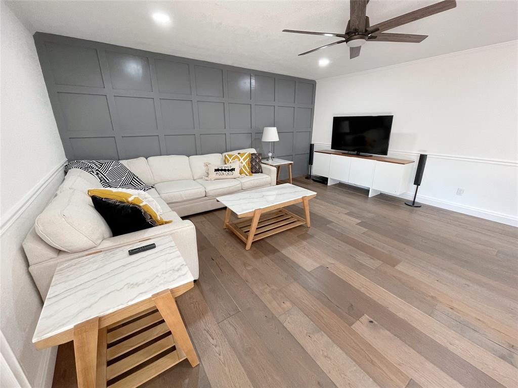 6401 Apache Court Property Photo 8