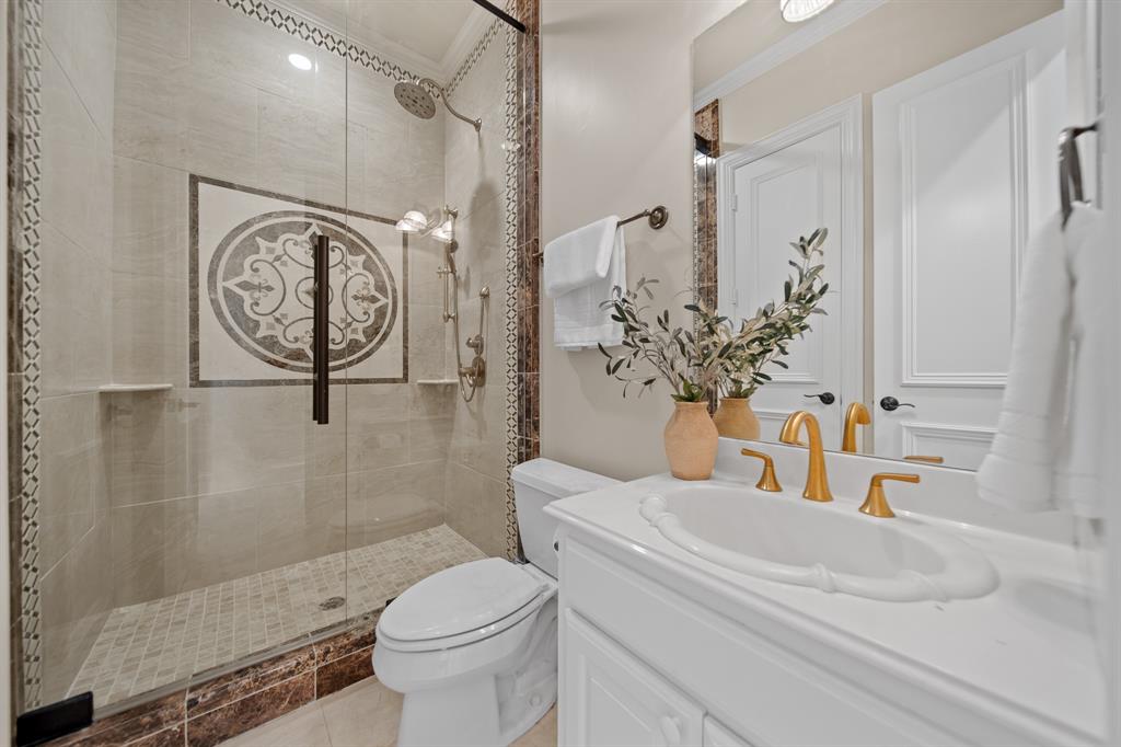 6420 Riverside Drive Property Photo 29
