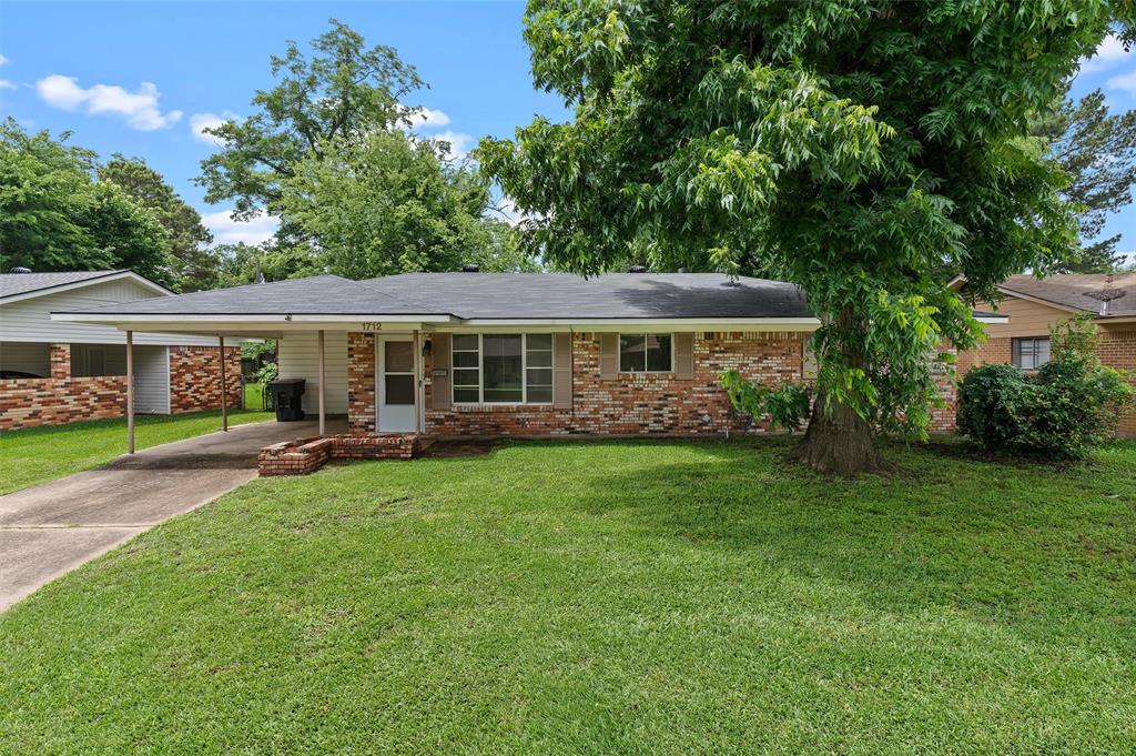 1712 Bradley Street Property Photo 1