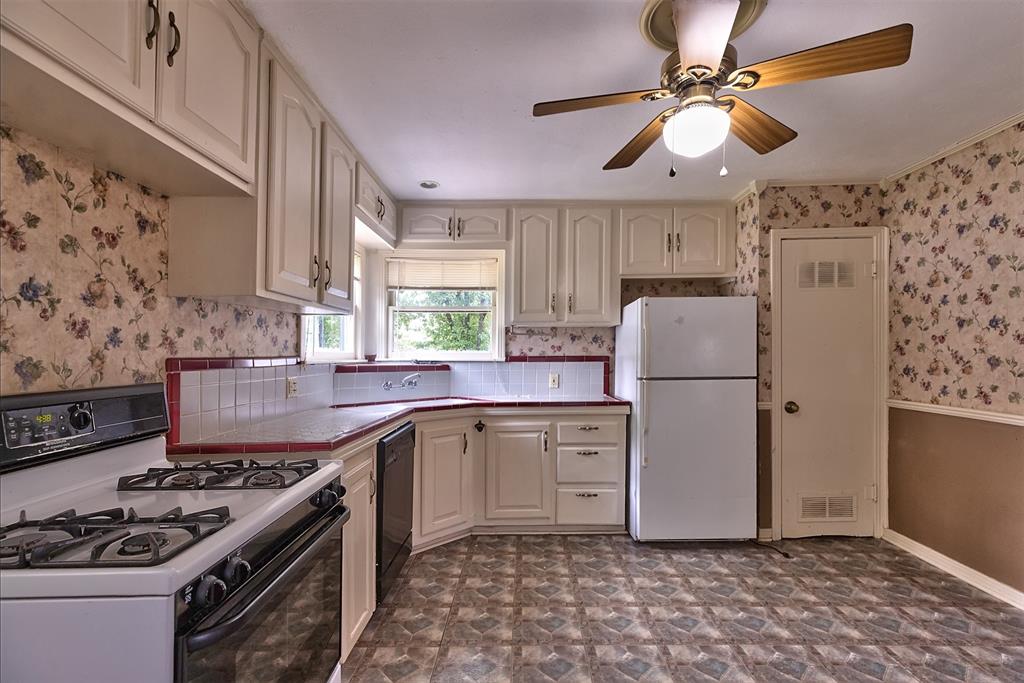 3800 El Campo Avenue Property Photo 10