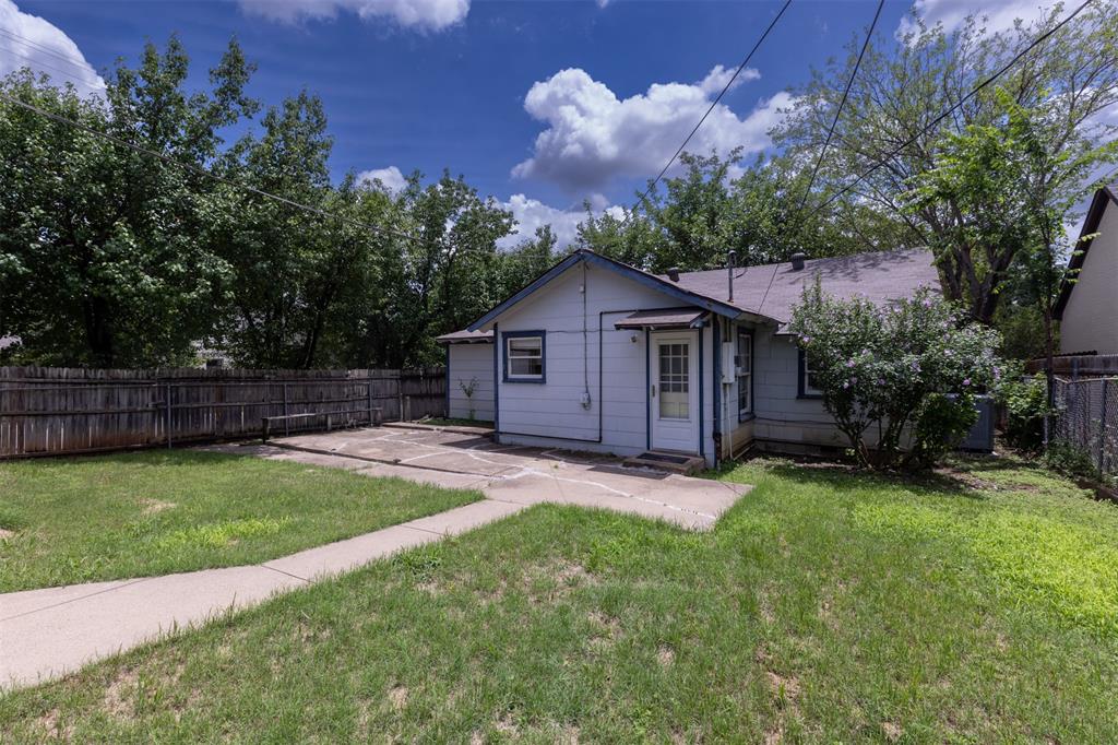 3800 El Campo Avenue Property Photo 17