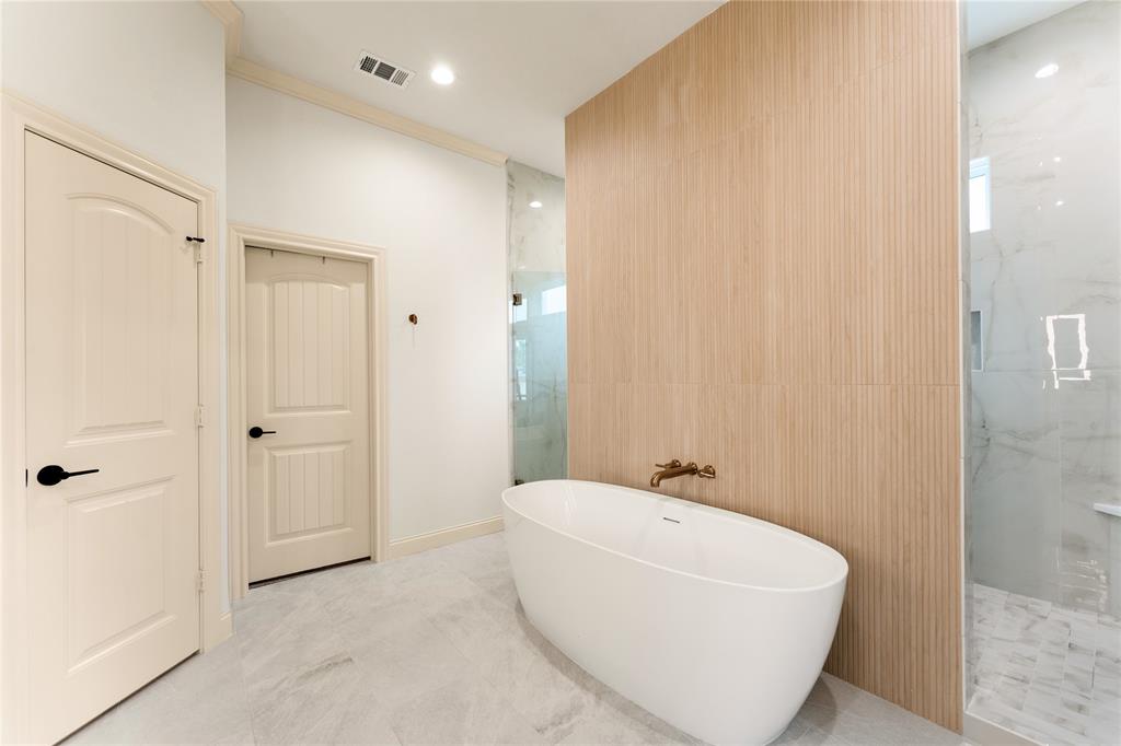 13076 Rainier Drive Property Photo 21