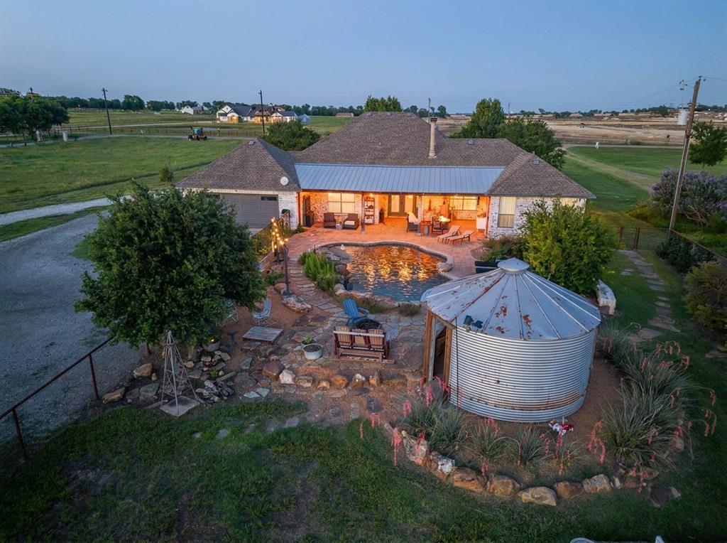 1177 Lone Star Road Property Photo 1
