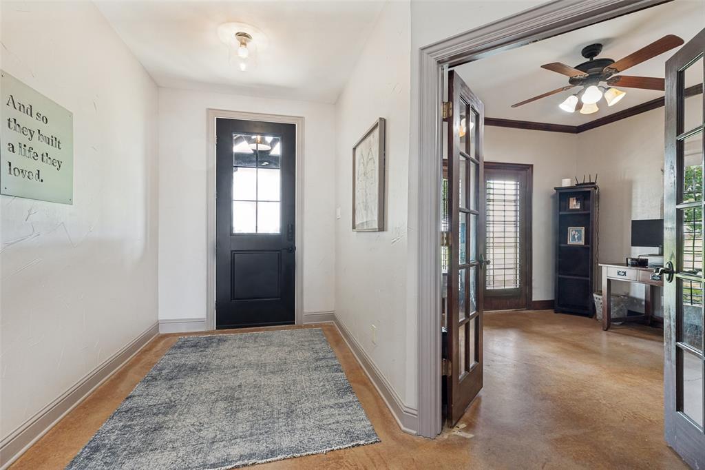 1177 Lone Star Road Property Photo 7