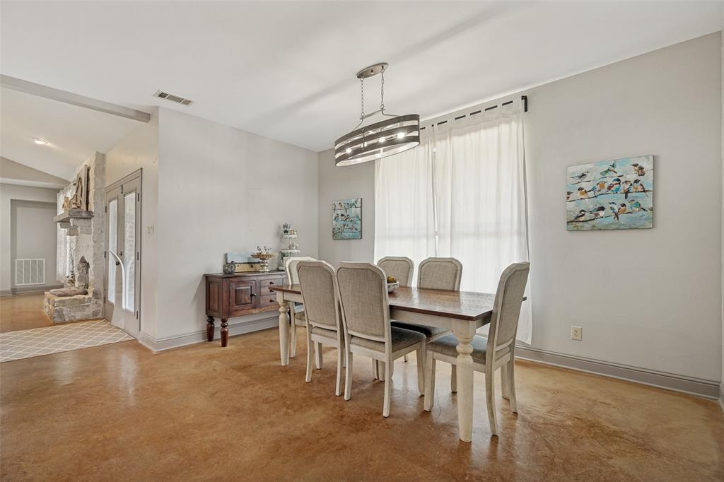 1177 Lone Star Road Property Photo 17