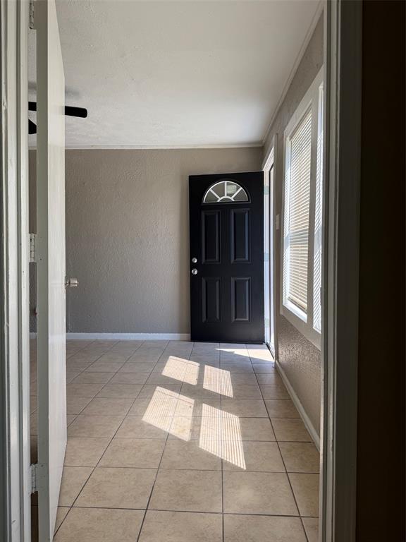 2709 Hanger Property Photo 3
