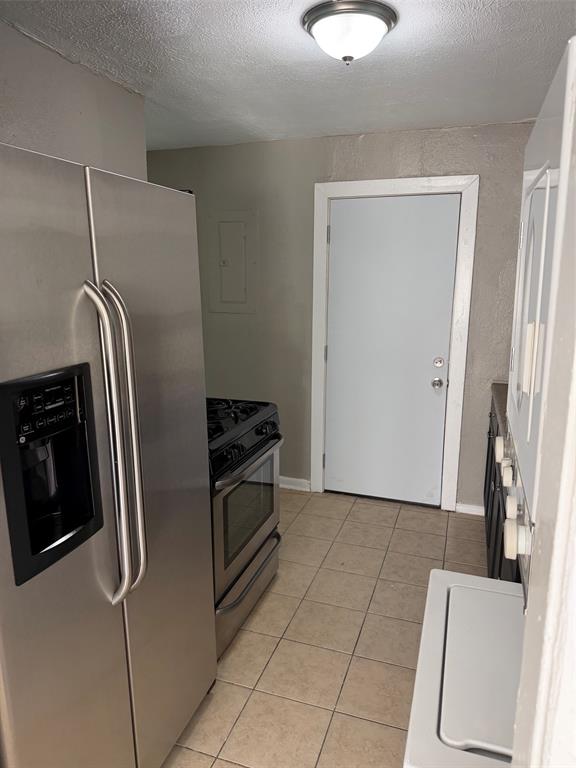 2709 Hanger Property Photo 6