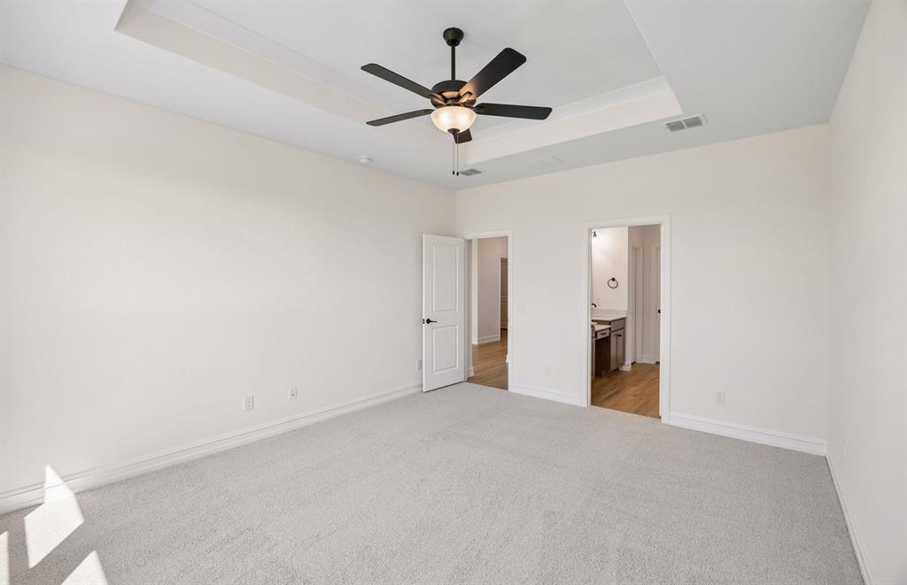 425 Avian Way Property Photo 10