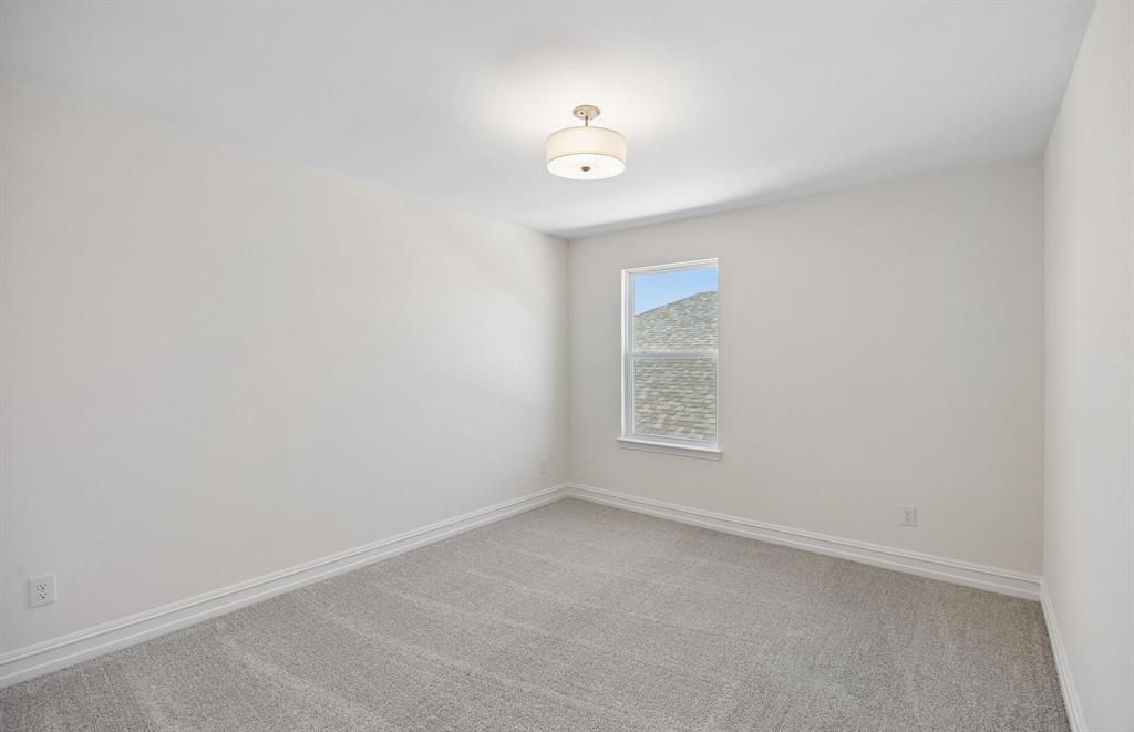 425 Avian Way Property Photo 19