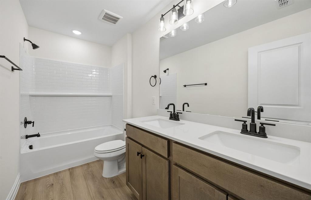 425 Avian Way Property Photo 20